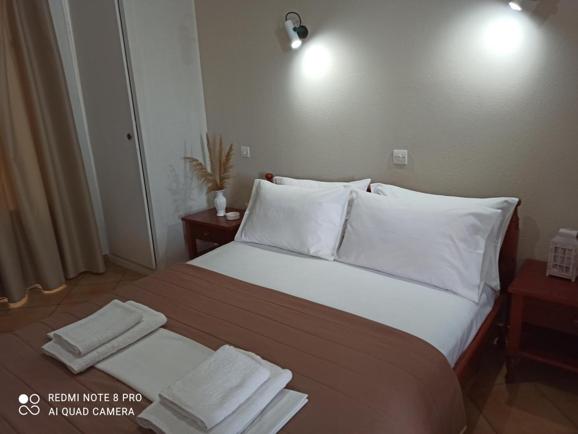 Ostria Eressos Rooms Skala Eresou Exterior photo